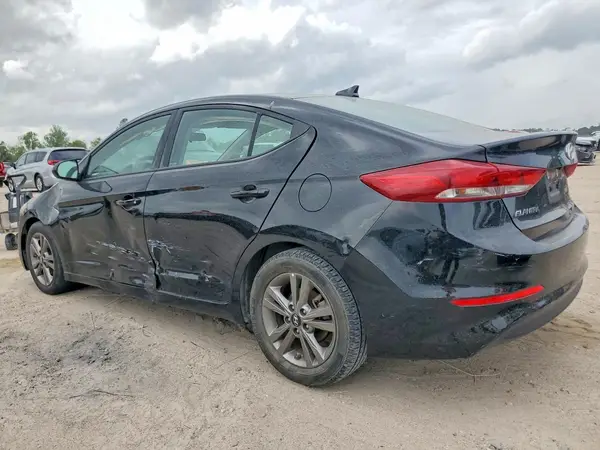 5NPD84LFXJH283979 2018 HYUNDAI ELANTRA - Image 2