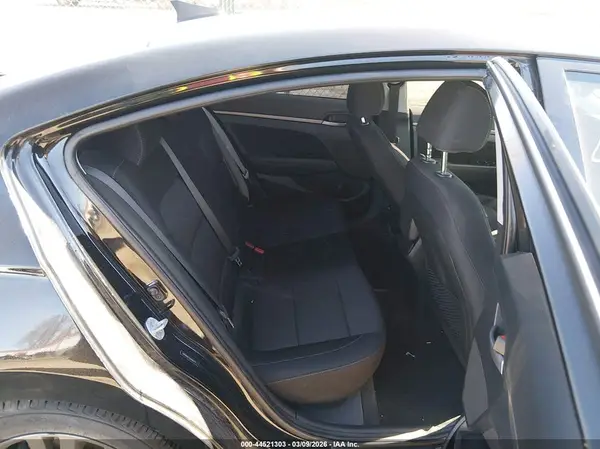 5NPD84LFXJH285117 2018 HYUNDAI ELANTRA - Image 8