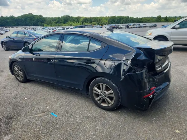 5NPD84LFXJH290351 2018 HYUNDAI ELANTRA - Image 2
