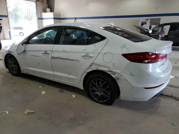 5NPD84LFXJH290561 2018 HYUNDAI ELANTRA - Image 2