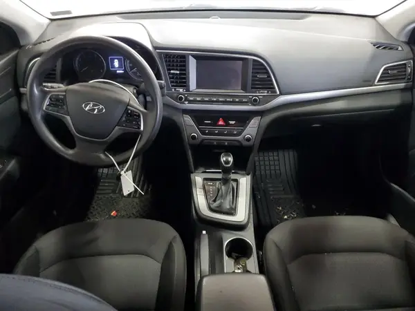 5NPD84LFXJH290561 2018 HYUNDAI ELANTRA - Image 8
