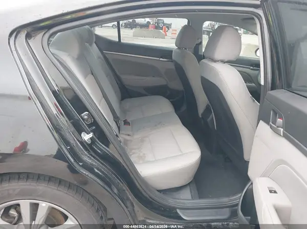 5NPD84LFXJH290950 2018 HYUNDAI ELANTRA - Image 8