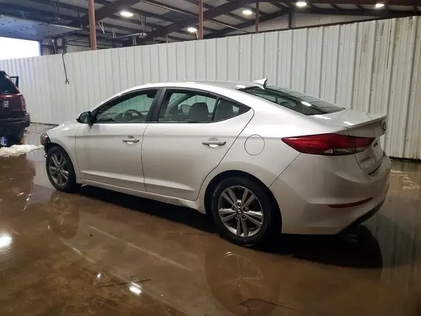5NPD84LFXJH293122 2018 HYUNDAI ELANTRA - Image 2