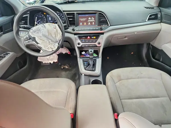 5NPD84LFXJH294304 2018 HYUNDAI ELANTRA - Image 8