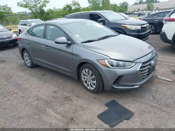 5NPD84LFXJH295002 2018 HYUNDAI ELANTRA - Image 1