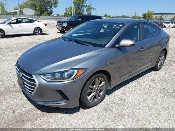 5NPD84LFXJH298319 2018 HYUNDAI ELANTRA - Image 2