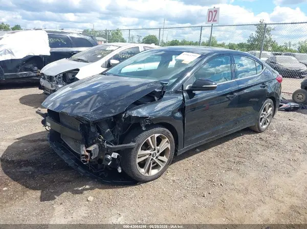 5NPD84LFXJH298675 2018 HYUNDAI ELANTRA - Image 2