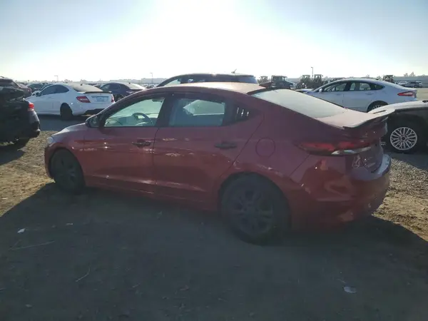 5NPD84LFXJH299602 2018 HYUNDAI ELANTRA - Image 2
