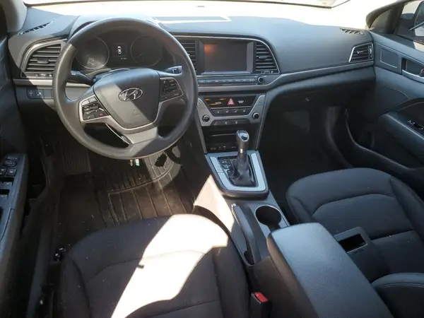 5NPD84LFXJH300442 2018 HYUNDAI ELANTRA - Image 8