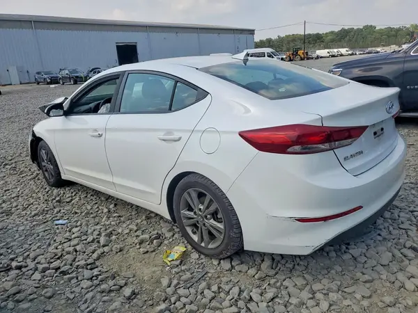 5NPD84LFXJH301803 2018 HYUNDAI ELANTRA - Image 2