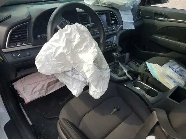 5NPD84LFXJH301803 2018 HYUNDAI ELANTRA - Image 8