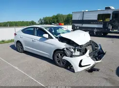 5NPD84LFXJH302725 2018 HYUNDAI ELANTRA