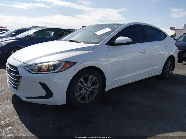 5NPD84LFXJH303941 2018 HYUNDAI ELANTRA - Image 2