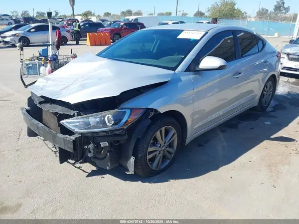 5NPD84LFXJH304894 2018 HYUNDAI ELANTRA - Image 2