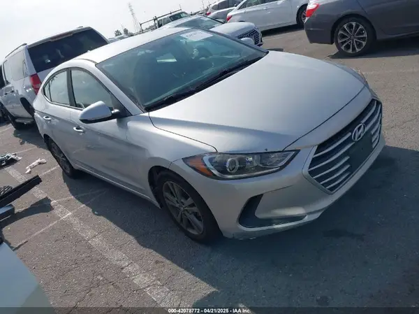 5NPD84LFXJH305253 2018 HYUNDAI ELANTRA - Image 1
