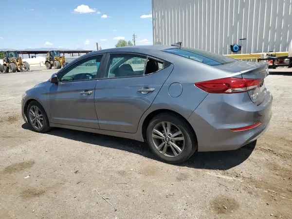 5NPD84LFXJH306001 2018 HYUNDAI ELANTRA - Image 2