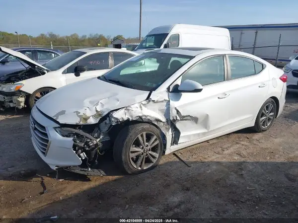 5NPD84LFXJH306533 2018 HYUNDAI ELANTRA - Image 2