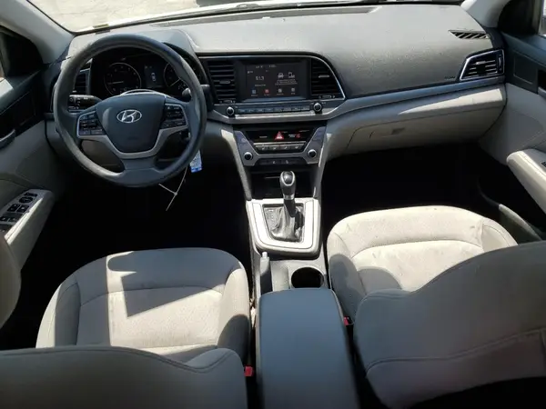 5NPD84LFXJH307052 2018 HYUNDAI ELANTRA - Image 8