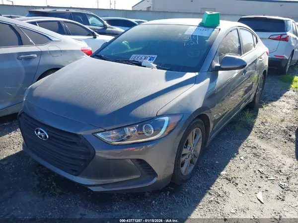 5NPD84LFXJH307357 2018 HYUNDAI ELANTRA - Image 2