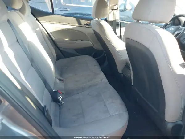 5NPD84LFXJH309531 2018 HYUNDAI ELANTRA - Image 8