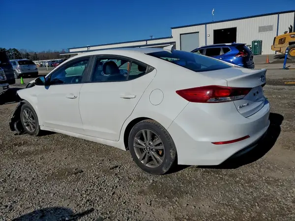 5NPD84LFXJH312798 2018 HYUNDAI ELANTRA - Image 2