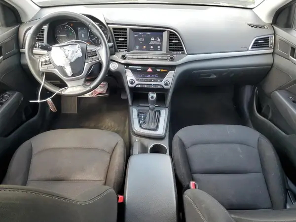 5NPD84LFXJH313028 2018 HYUNDAI ELANTRA - Image 8