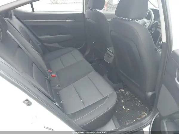 5NPD84LFXJH315703 2018 HYUNDAI ELANTRA - Image 8