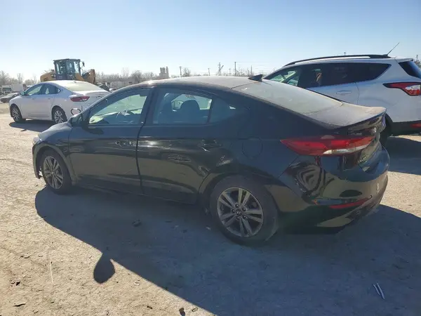 5NPD84LFXJH315913 2018 HYUNDAI ELANTRA - Image 2