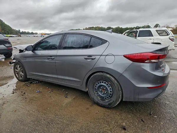 5NPD84LFXJH323235 2018 HYUNDAI ELANTRA - Image 2
