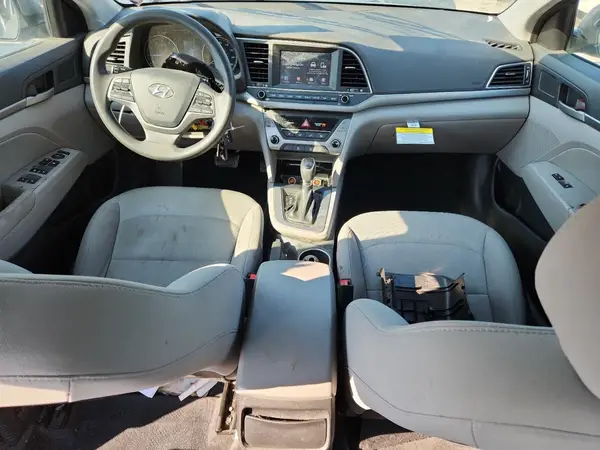 5NPD84LFXJH323283 2018 HYUNDAI ELANTRA - Image 8
