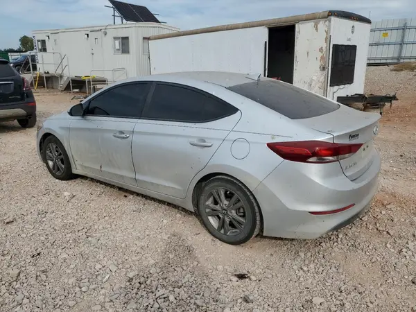 5NPD84LFXJH323722 2018 HYUNDAI ELANTRA - Image 2