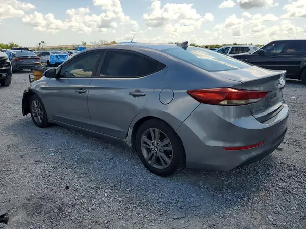 5NPD84LFXJH324546 2018 HYUNDAI ELANTRA - Image 2