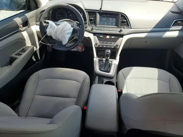 5NPD84LFXJH324546 2018 HYUNDAI ELANTRA - Image 8
