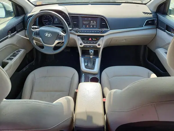 5NPD84LFXJH325065 2018 HYUNDAI ELANTRA - Image 8