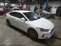 5NPD84LFXJH329326 2018 HYUNDAI ELANTRA