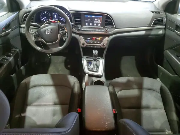 5NPD84LFXJH329858 2018 HYUNDAI ELANTRA - Image 8
