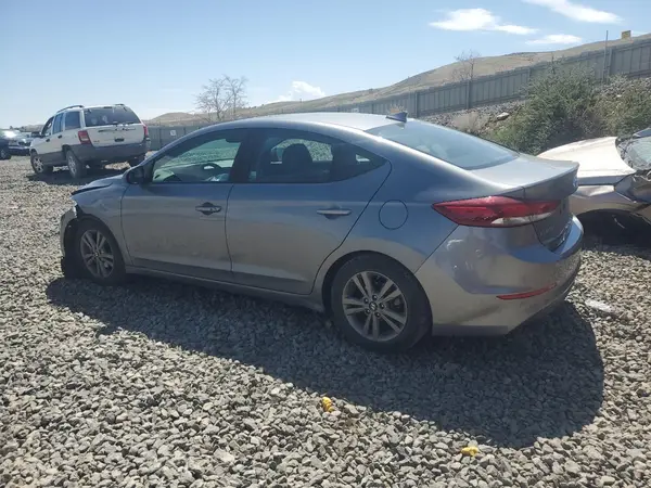 5NPD84LFXJH330282 2018 HYUNDAI ELANTRA - Image 2