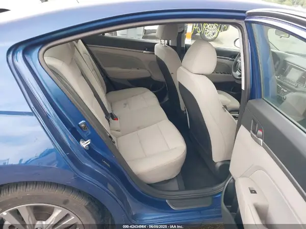 5NPD84LFXJH330542 2018 HYUNDAI ELANTRA - Image 8