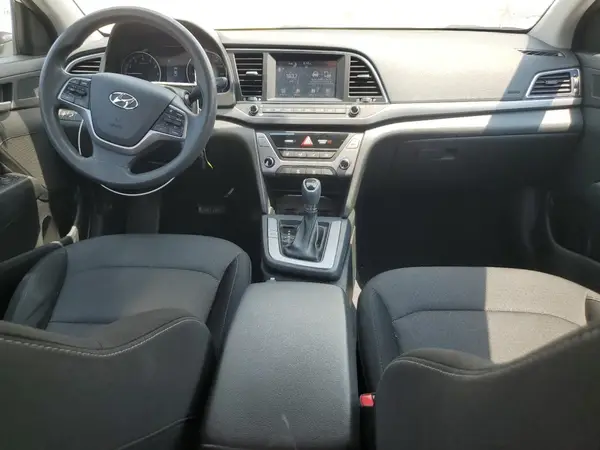 5NPD84LFXJH331898 2018 HYUNDAI ELANTRA - Image 8