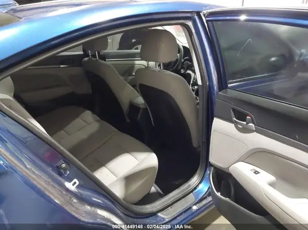 5NPD84LFXJH332680 2018 HYUNDAI ELANTRA - Image 8