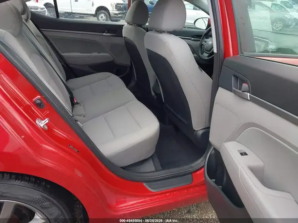 5NPD84LFXJH333814 2018 HYUNDAI ELANTRA - Image 8