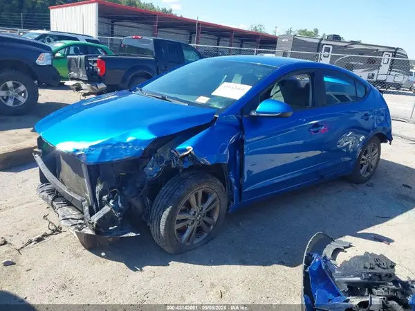 5NPD84LFXJH335174 2018 HYUNDAI ELANTRA - Image 2