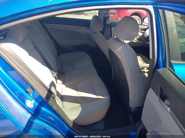 5NPD84LFXJH335174 2018 HYUNDAI ELANTRA - Image 8