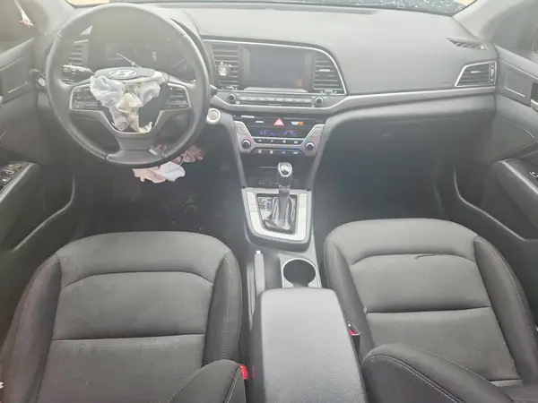5NPD84LFXJH340021 2018 HYUNDAI ELANTRA - Image 8