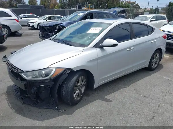 5NPD84LFXJH341718 2018 HYUNDAI ELANTRA - Image 2