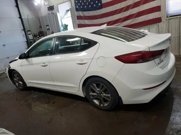 5NPD84LFXJH342593 2018 HYUNDAI ELANTRA - Image 2