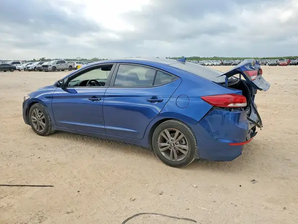 5NPD84LFXJH343436 2018 HYUNDAI ELANTRA - Image 2