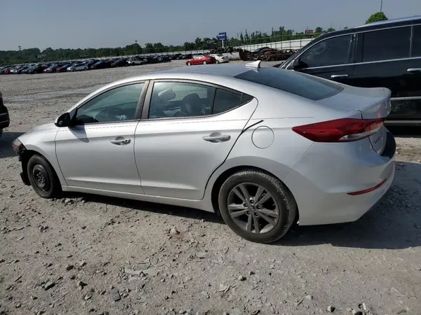 5NPD84LFXJH345252 2018 HYUNDAI ELANTRA - Image 2