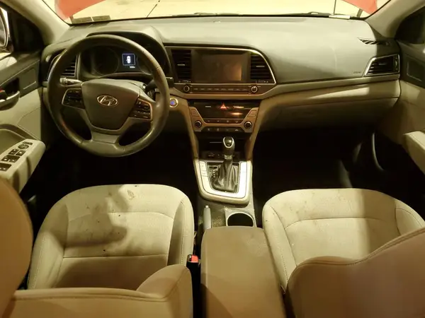 5NPD84LFXJH346742 2018 HYUNDAI ELANTRA - Image 8
