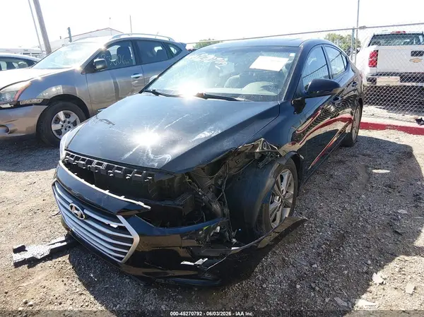 5NPD84LFXJH347230 2018 HYUNDAI ELANTRA - Image 2